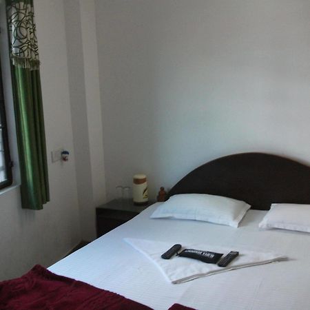 Surya Residency Paying Guest House Varanasi Exterior photo